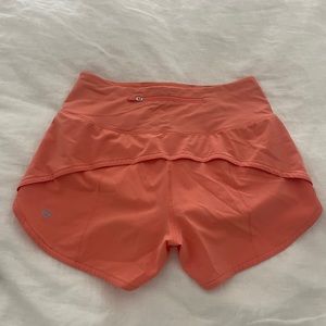 Lululemon Speed Up 4” shorts